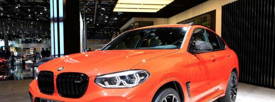 全新BMW X4 M竞赛在法兰克福展出500多马力