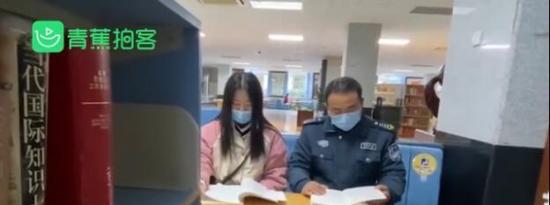 老兵父亲追随女儿考同所大学 具体是什么情况呢