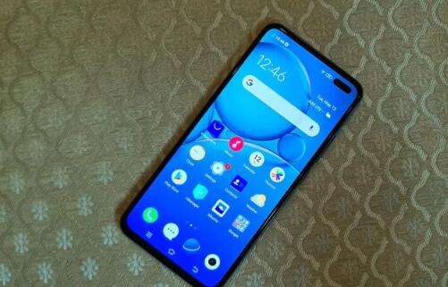 前沿科技:Vivo V19致力于将高级设计语言和出色的相机引入中端市场