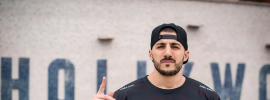 Twitch 图标 Nickmercs 无处可去